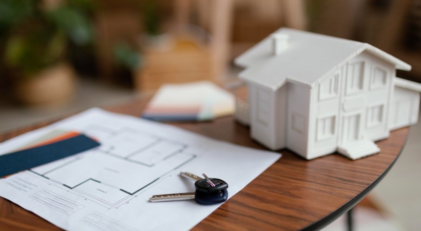 Auction finance agreement with mock property.