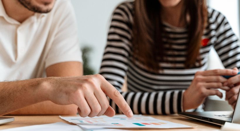 couple planning how to get a fast bridging loan